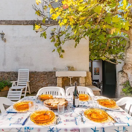 Villa Dimora Rustica By Vivimy